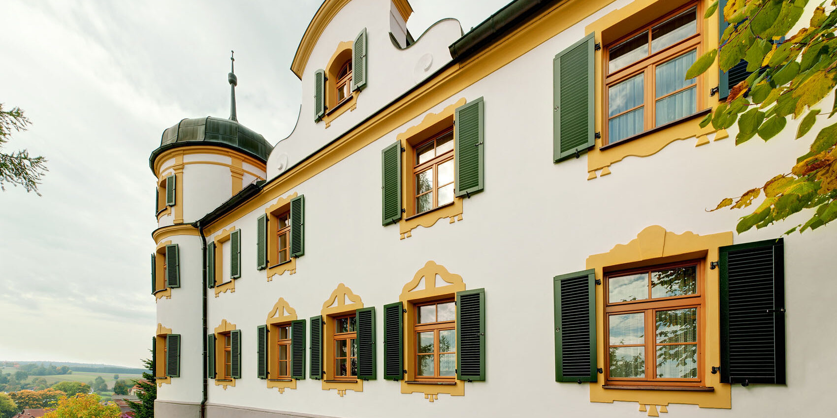 Holz-Fenster - Referenzobjekt Fenstertechnik Amberger / Höhbauer